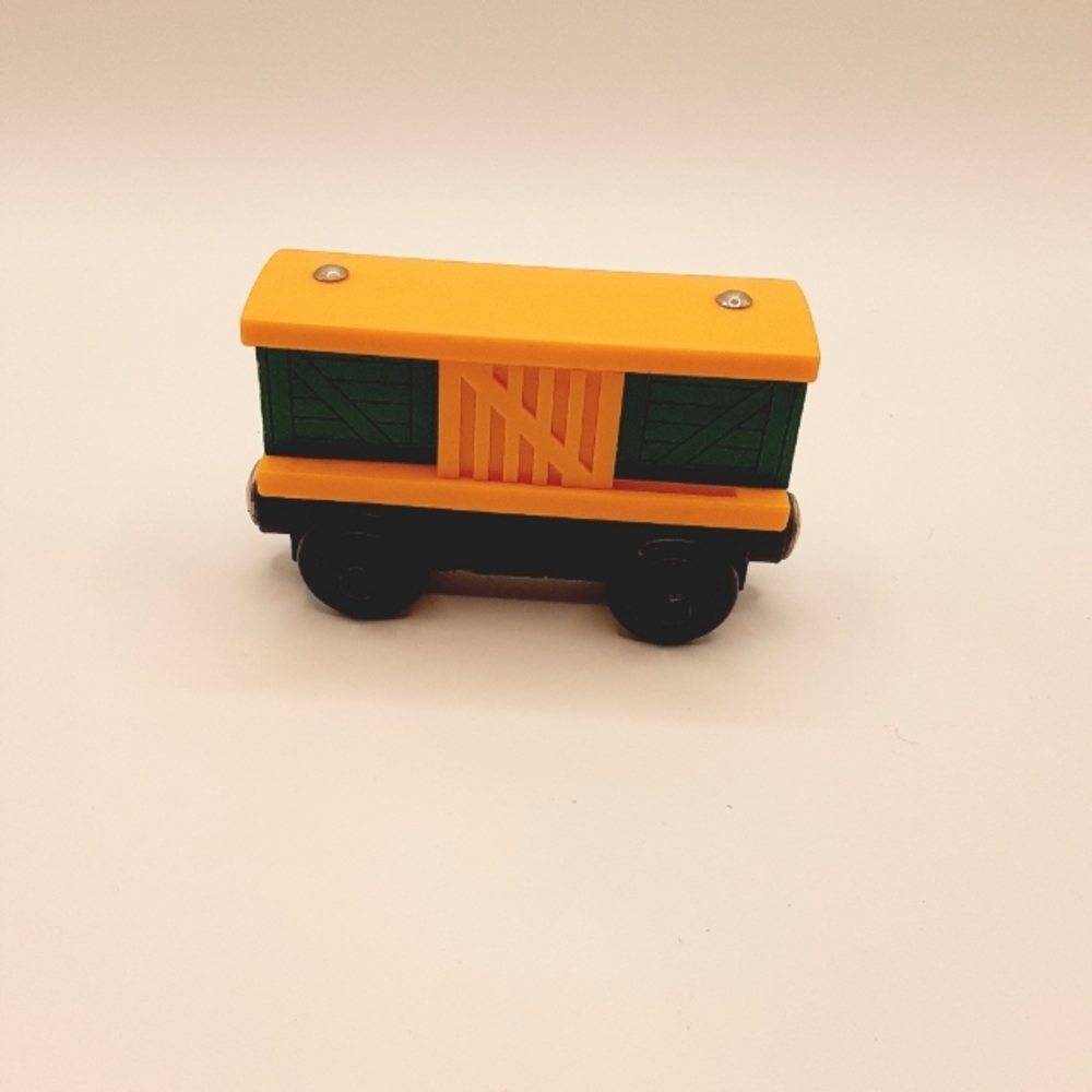 VINTAGE Thomas the Tank Engine- 2002 Wooden Railway, BOX CAR- Used.